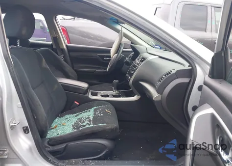 2015 Nissan Altima 2.5/2.5 S/2.5 Sl/2.5 Sv z USA, uszkodzony, nr VIN 1N4AL3AP2FN383868